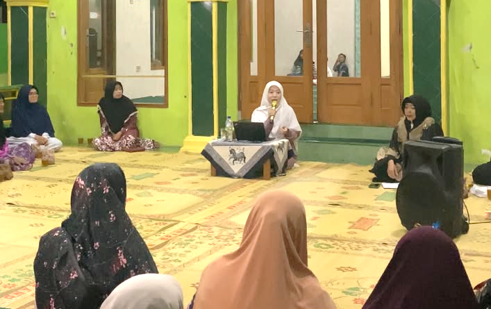 Dosen FAI UAD Edukasi Sakinah Financial kepada Jamaah ’Aisyiyah Gamol melalui Program Pengabdian Masyarakat